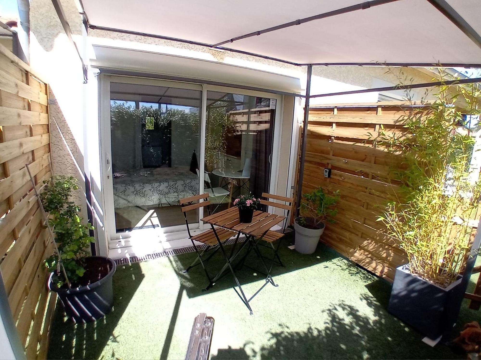 Appart'Hotel Le Clos Lassagne A Brignais - Lyon Sud Экстерьер фото